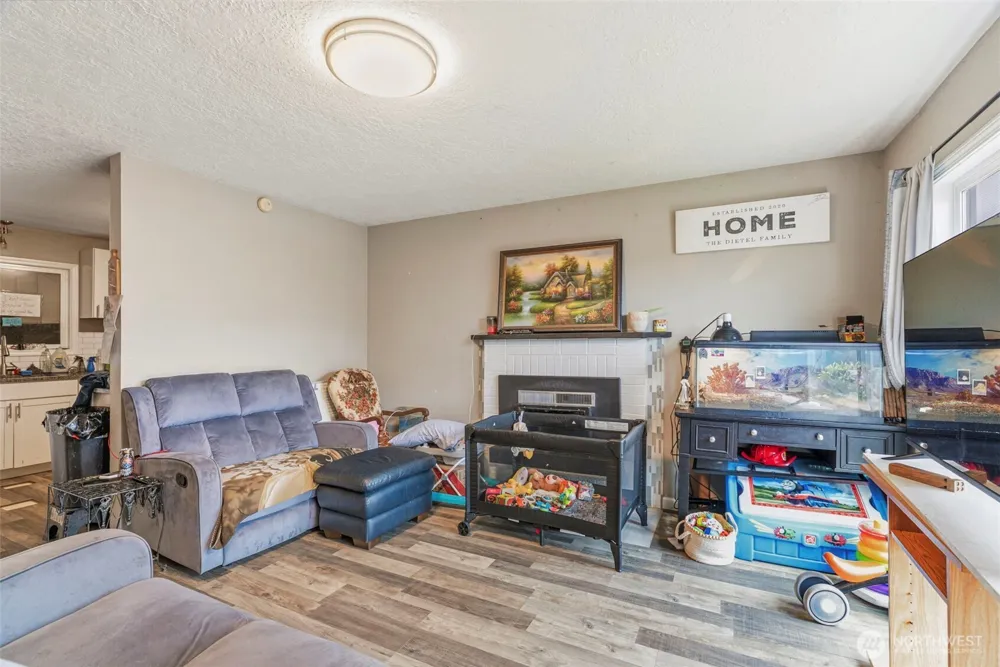 2411 Burcham Street Kelso, WA 98626