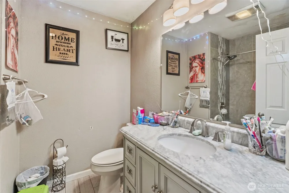 2411 Burcham Street Kelso, WA 98626