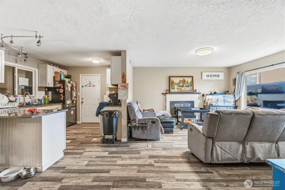 2411 Burcham Street Kelso, WA 98626