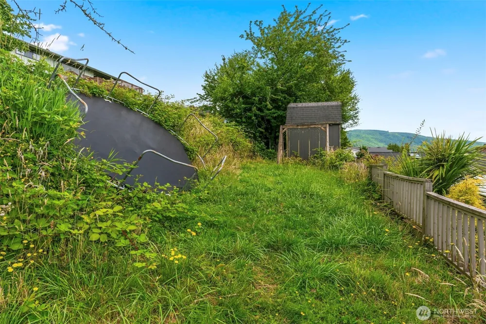 2411 Burcham Street Kelso, WA 98626