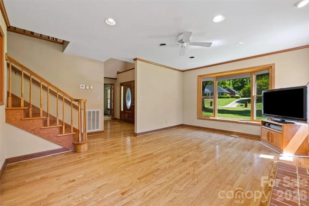 3010 Eaker Drive Cherryville, NC 28021