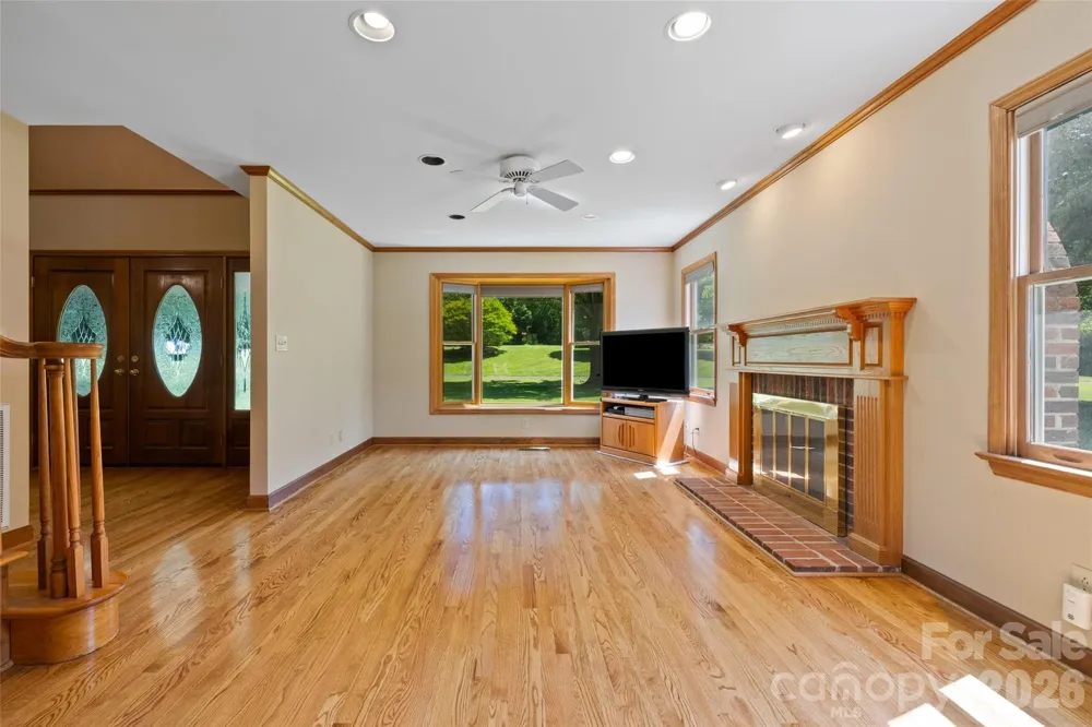 3010 Eaker Drive Cherryville, NC 28021