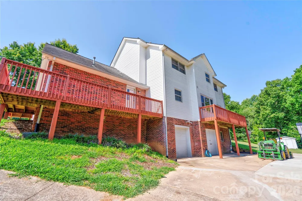3010 Eaker Drive Cherryville, NC 28021