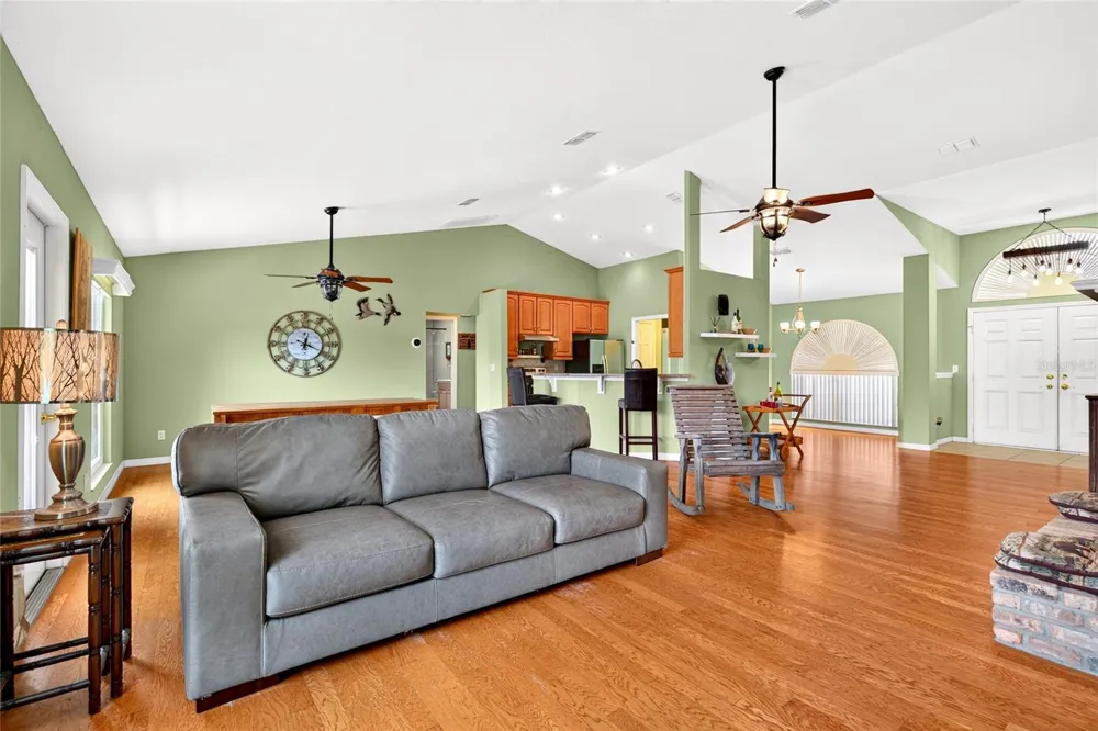 13059 NE 7TH LOOP Silver Springs, FL 34488