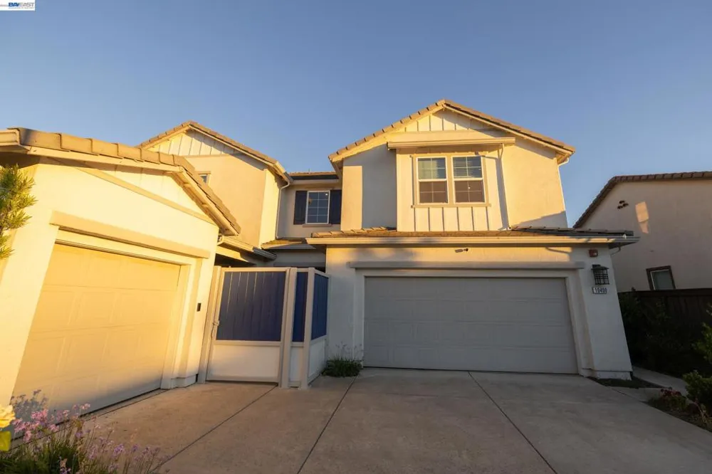 10400 Montaria Way Elk Grove, CA 95757