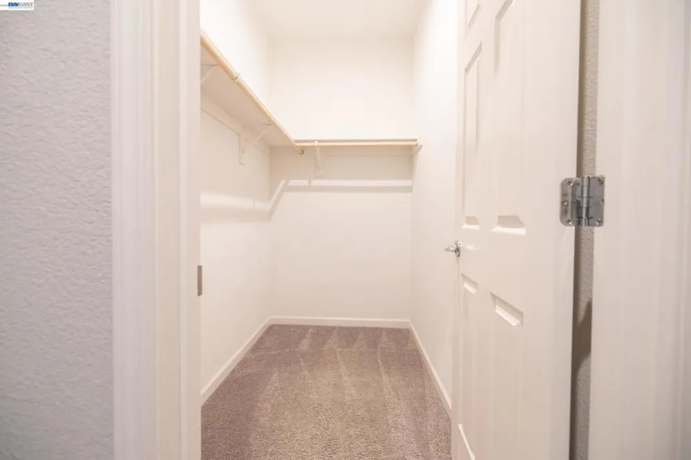 10400 Montaria Way Elk Grove, CA 95757