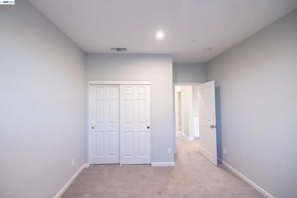 10400 Montaria Way Elk Grove, CA 95757