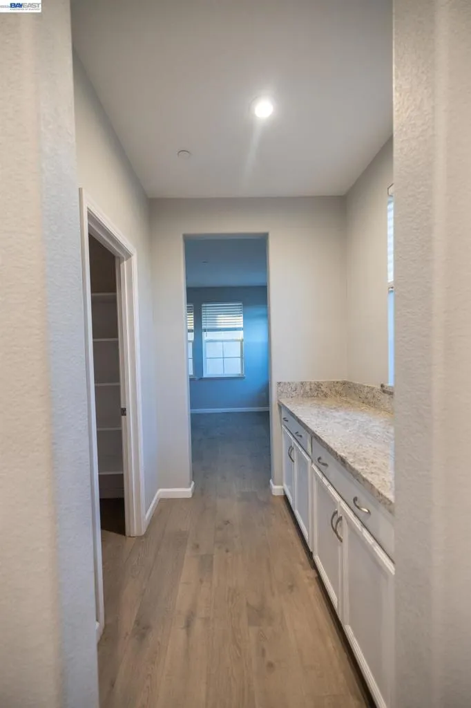 10400 Montaria Way Elk Grove, CA 95757