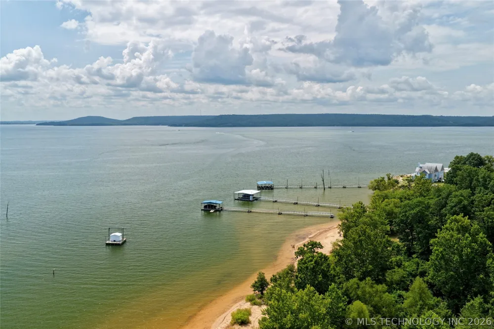 117051 S 4238 ROAD Eufaula, OK 74432