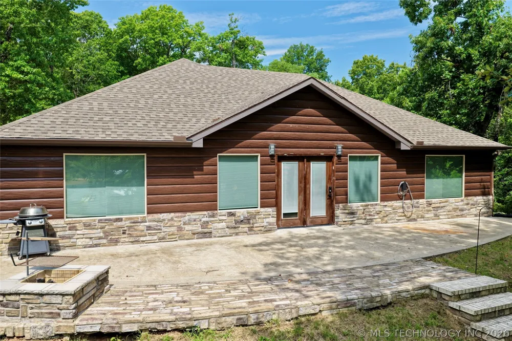 117051 S 4238 ROAD Eufaula, OK 74432