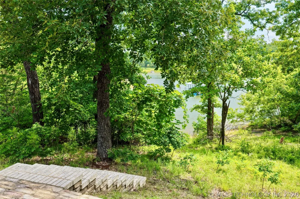 117051 S 4238 ROAD Eufaula, OK 74432