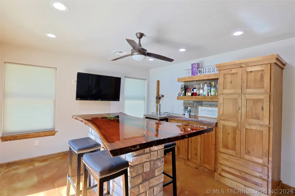 117051 S 4238 ROAD Eufaula, OK 74432