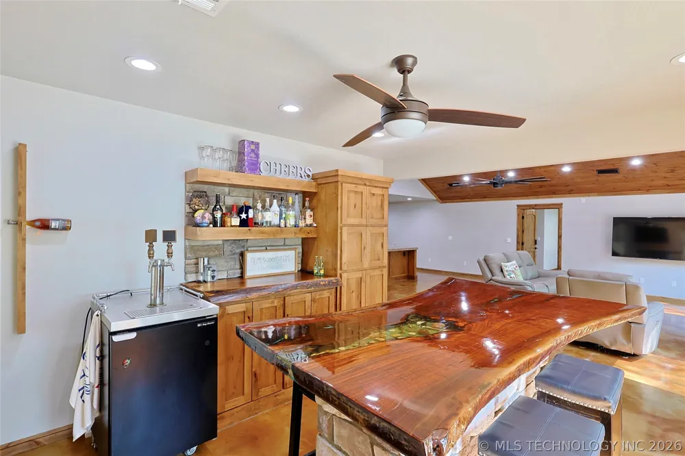 117051 S 4238 ROAD Eufaula, OK 74432