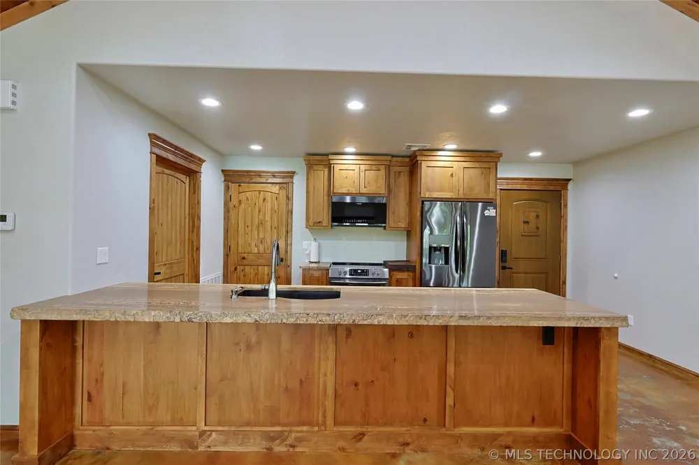 117051 S 4238 ROAD Eufaula, OK 74432