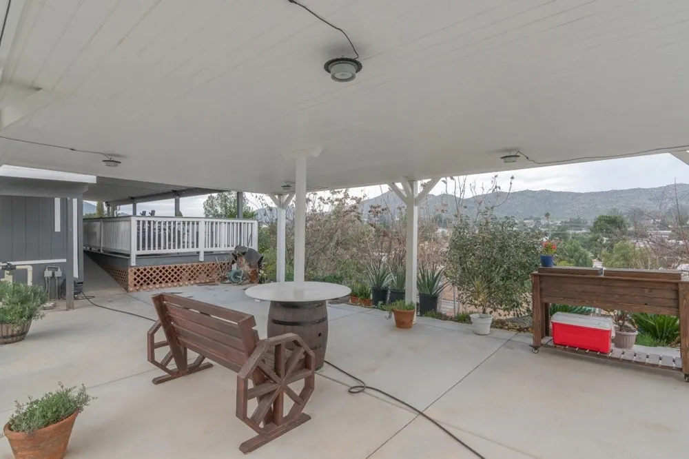 26460 Dale Hemet, CA 92545