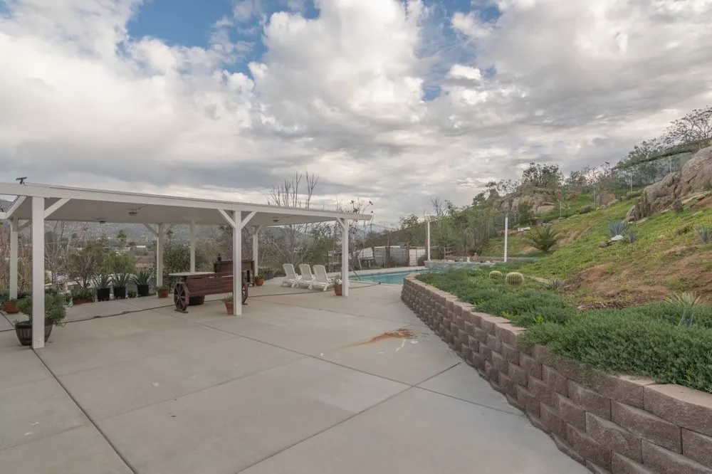 26460 Dale Hemet, CA 92545
