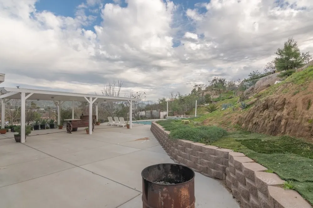 26460 Dale Hemet, CA 92545