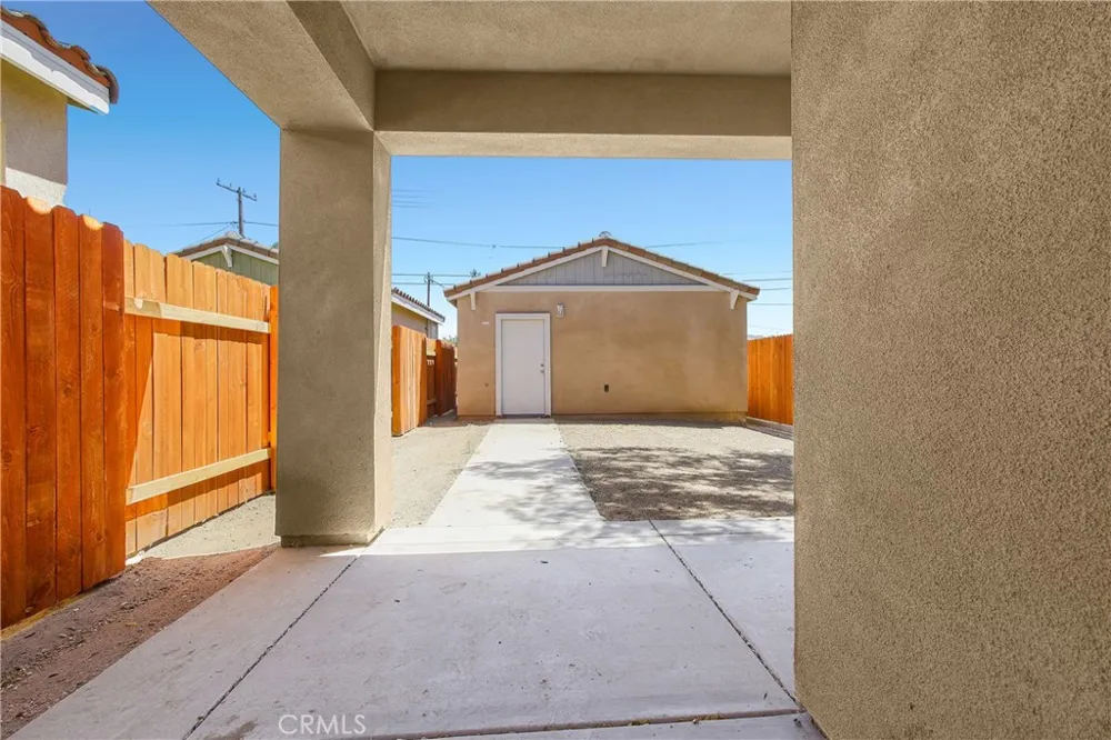244 W Street Colton, CA 92324