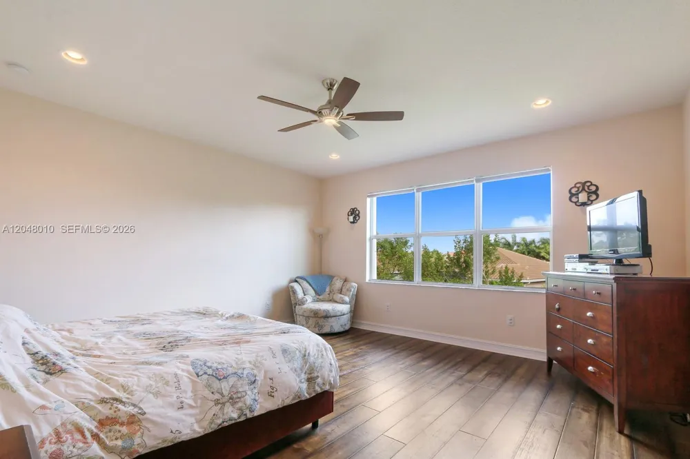 8185 Fiera Ridge Dr Boynton Beach, FL 33473