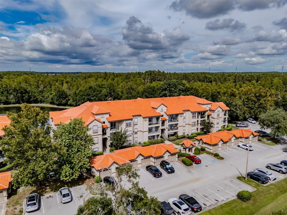 4201 WOODSTORKS WALK WAY #3302 Lutz, FL 33558