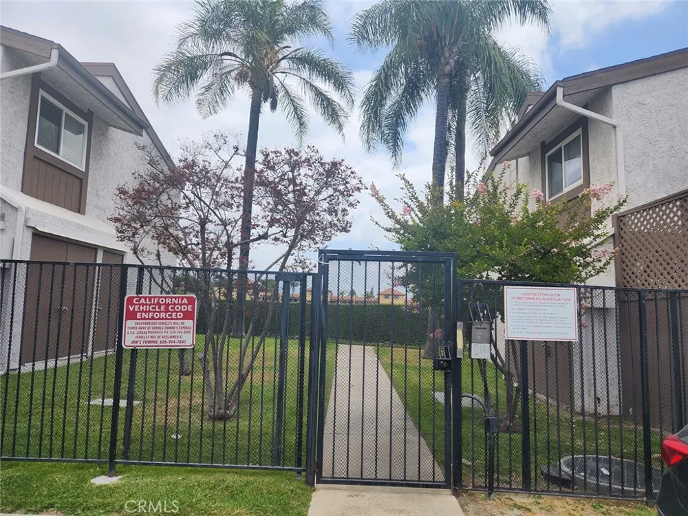 1047 E Huntington Drive #C Monrovia, CA 91016