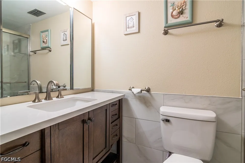 Vincennes Street #106 Cape Coral, FL 33904