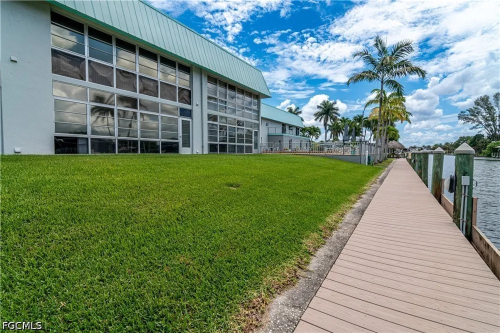 Vincennes Street #106 Cape Coral, FL 33904