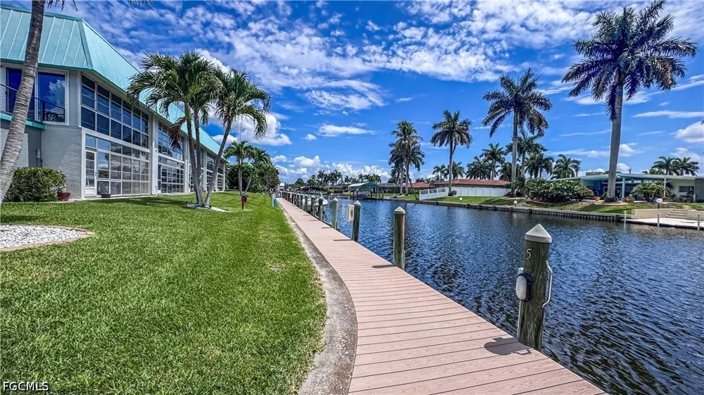 Vincennes Street #106 Cape Coral, FL 33904