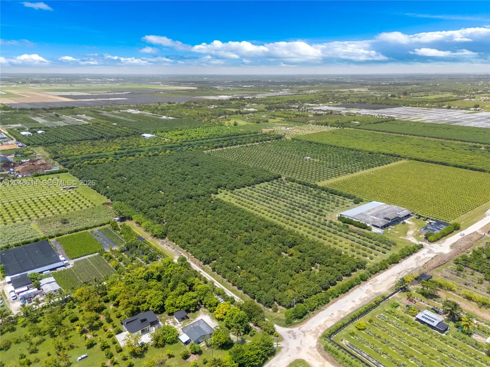 22401 SW 320th St Homestead, FL 33030