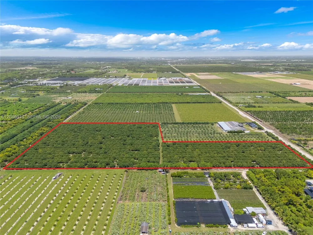 22401 SW 320th St Homestead, FL 33030