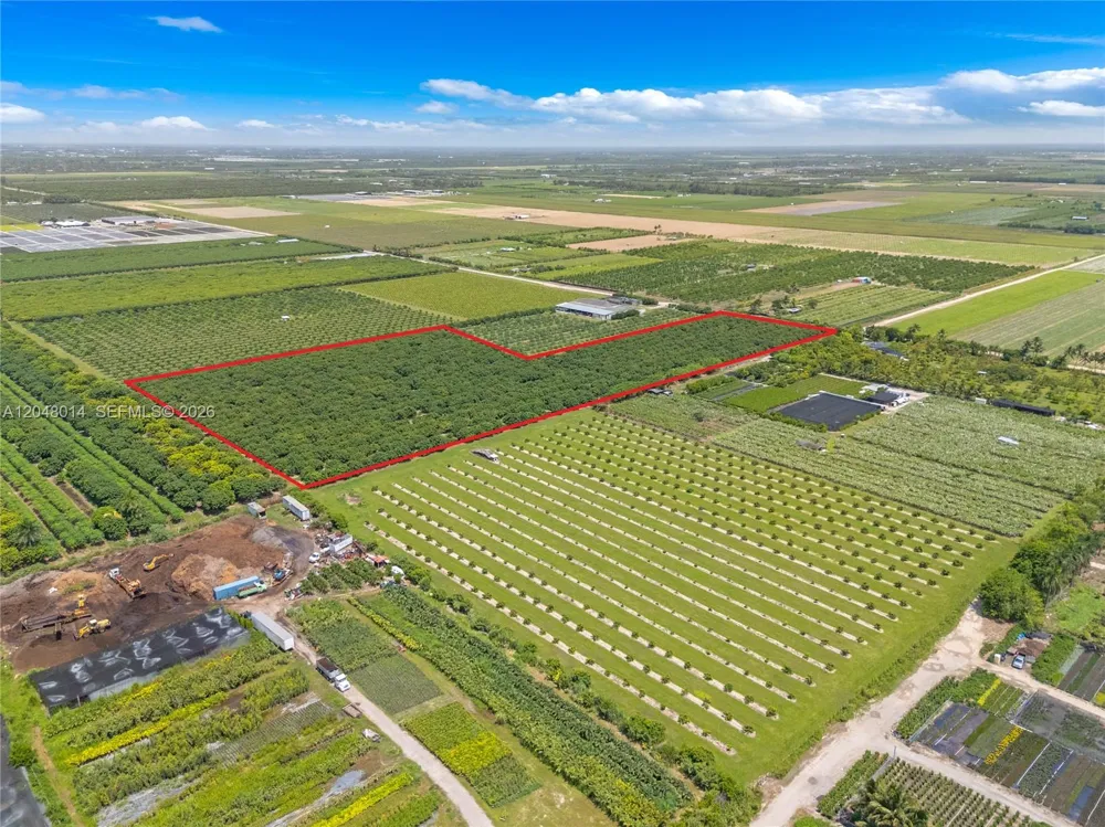 22401 SW 320th St Homestead, FL 33030