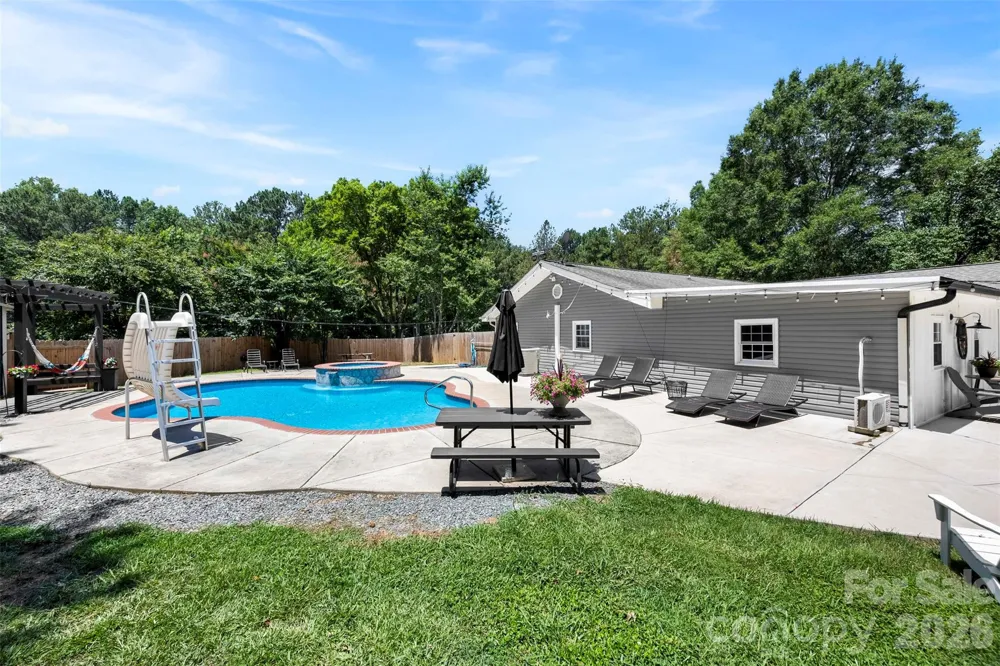 6309 Landsford Road Marshville, NC 28103