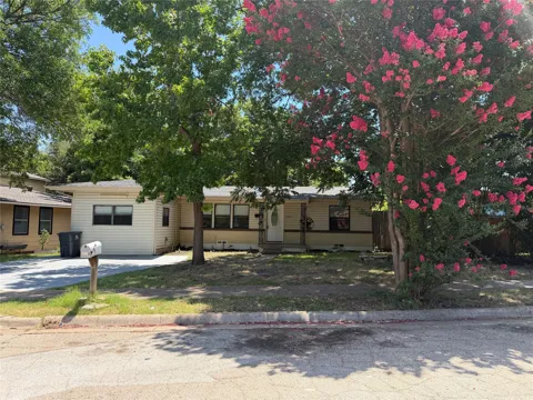2005 Huntington Drive