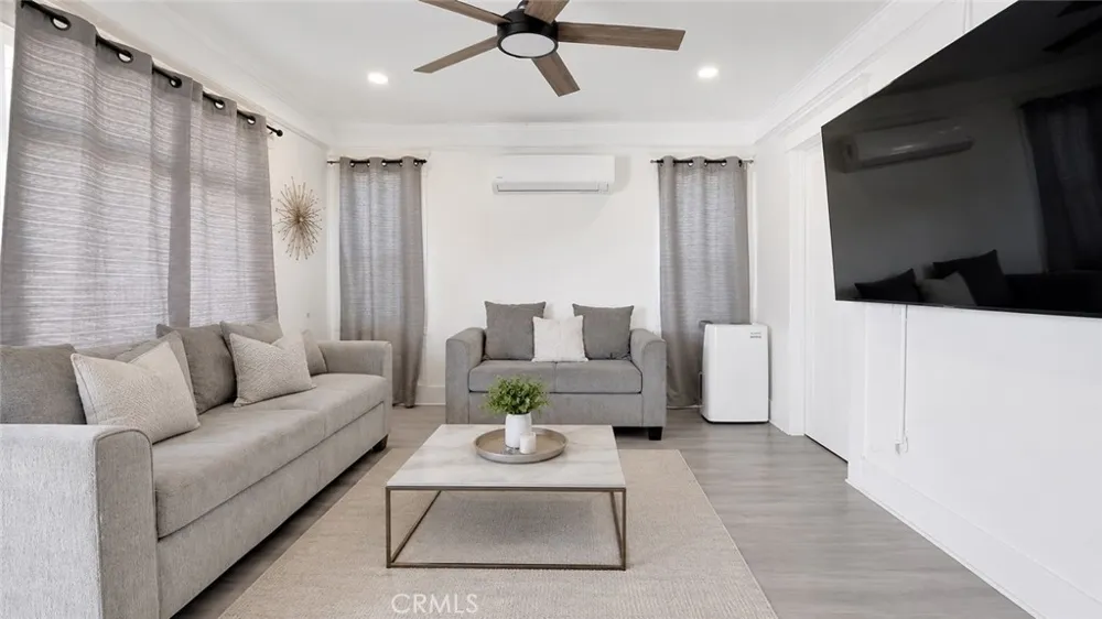 1542 W 223rd Los Angeles, CA 90501