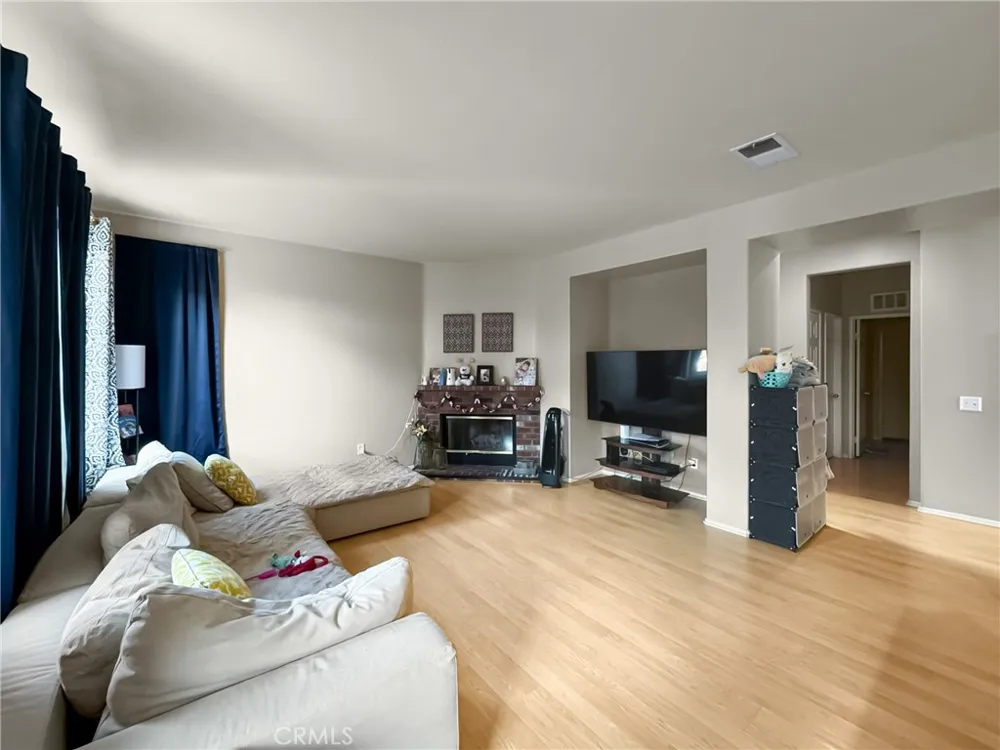 36645 Covington Murrieta, CA 92563
