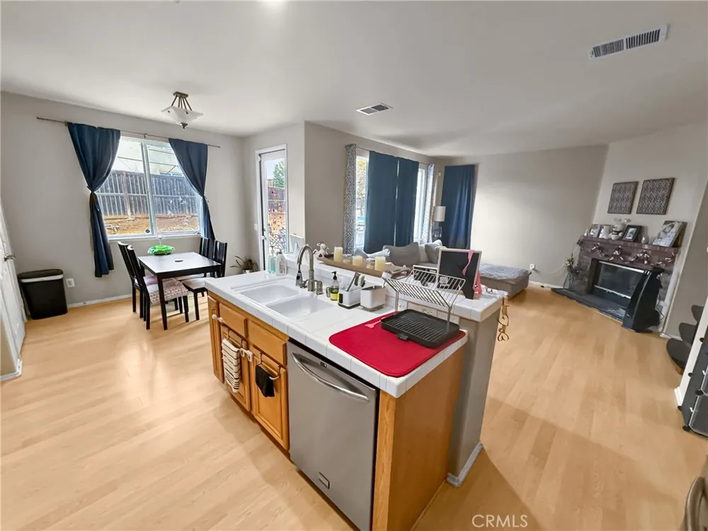 36645 Covington Murrieta, CA 92563