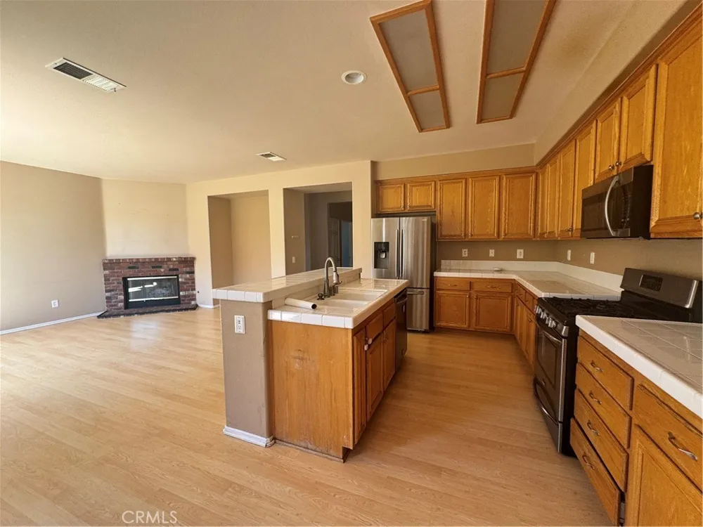 36645 Covington Murrieta, CA 92563