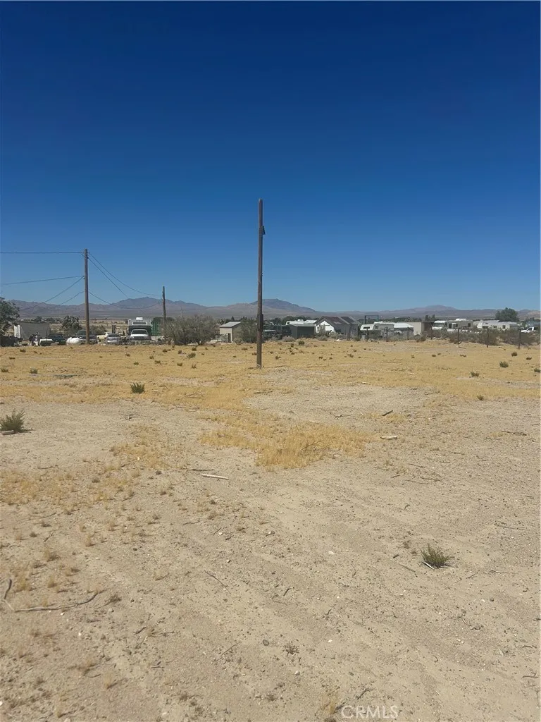 33812 Sunset Lucerne Valley, CA 92356