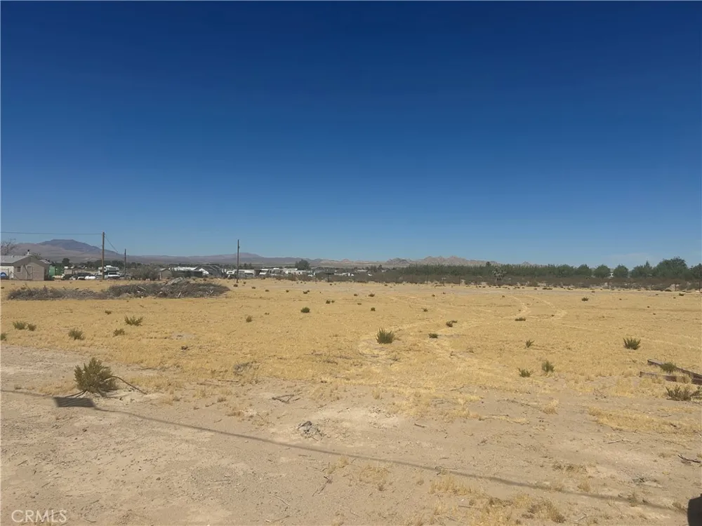 33812 Sunset Lucerne Valley, CA 92356