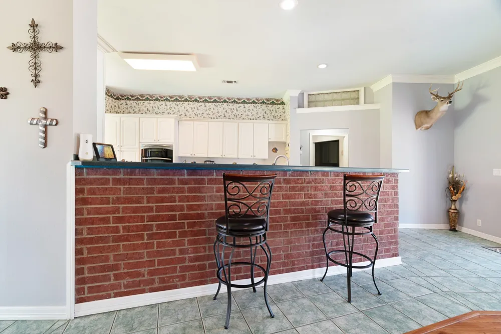 1005 Us-82 Blossom, TX 75416