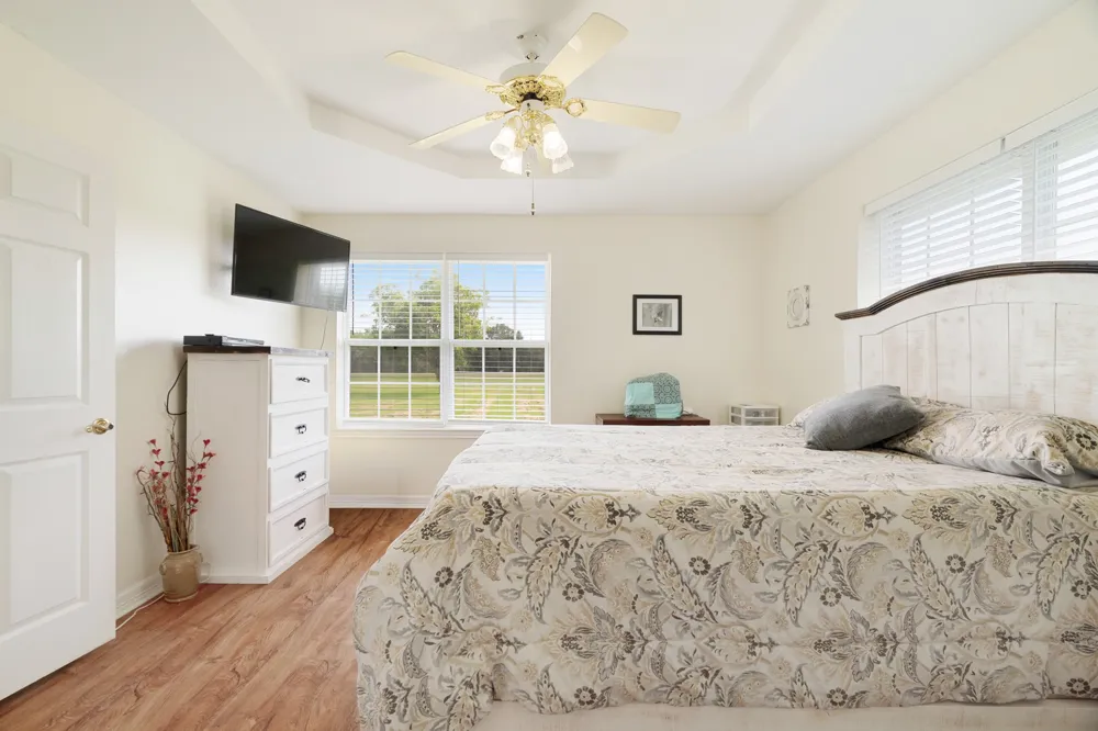 1005 Us-82 Blossom, TX 75416