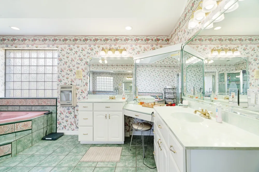 1005 Us-82 Blossom, TX 75416