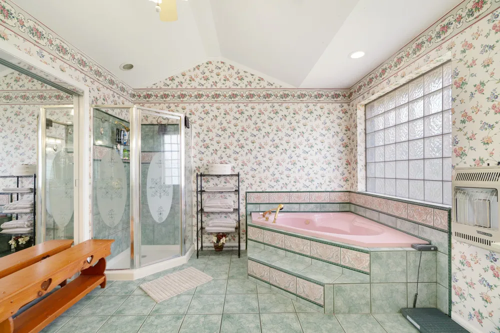 1005 Us-82 Blossom, TX 75416