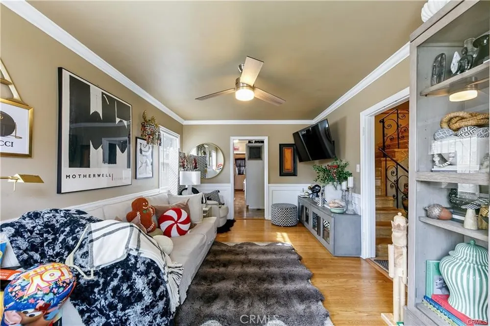 3907 Edgehill Drive Leimert Park, CA 90008