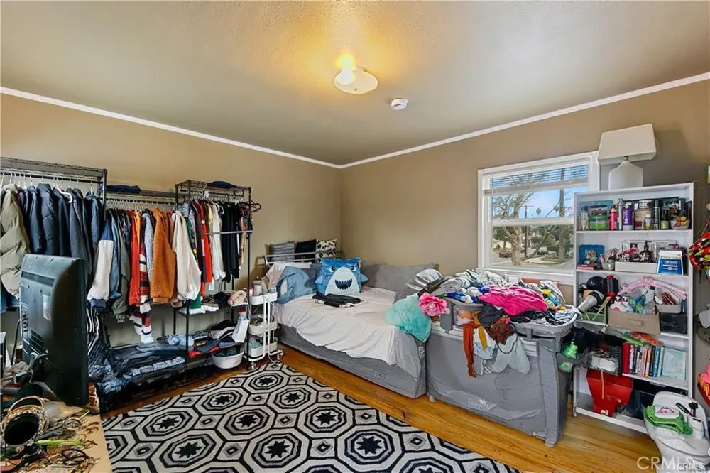 3907 Edgehill Drive Leimert Park, CA 90008