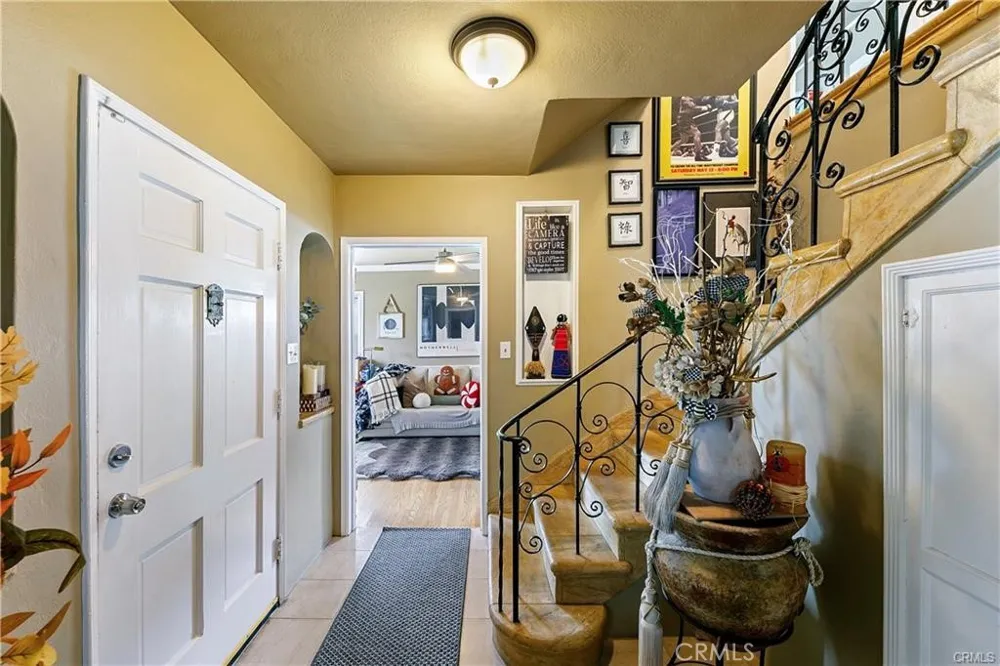3907 Edgehill Drive Leimert Park, CA 90008