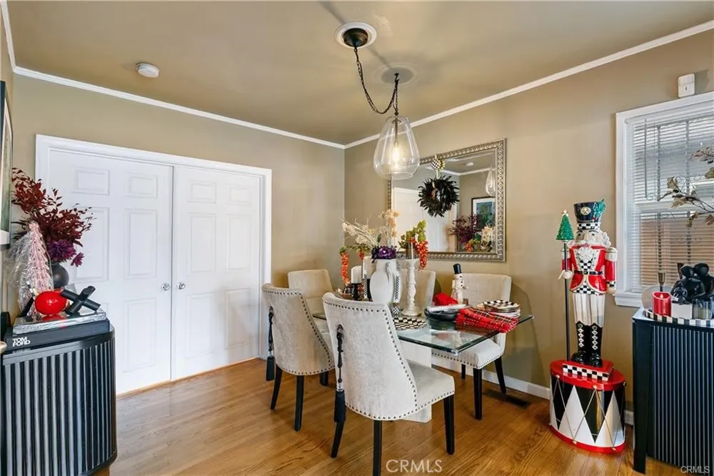 3907 Edgehill Drive Leimert Park, CA 90008