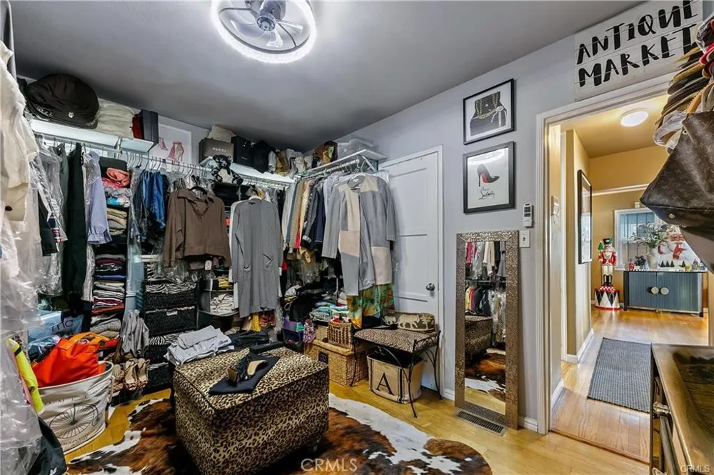 3907 Edgehill Drive Leimert Park, CA 90008