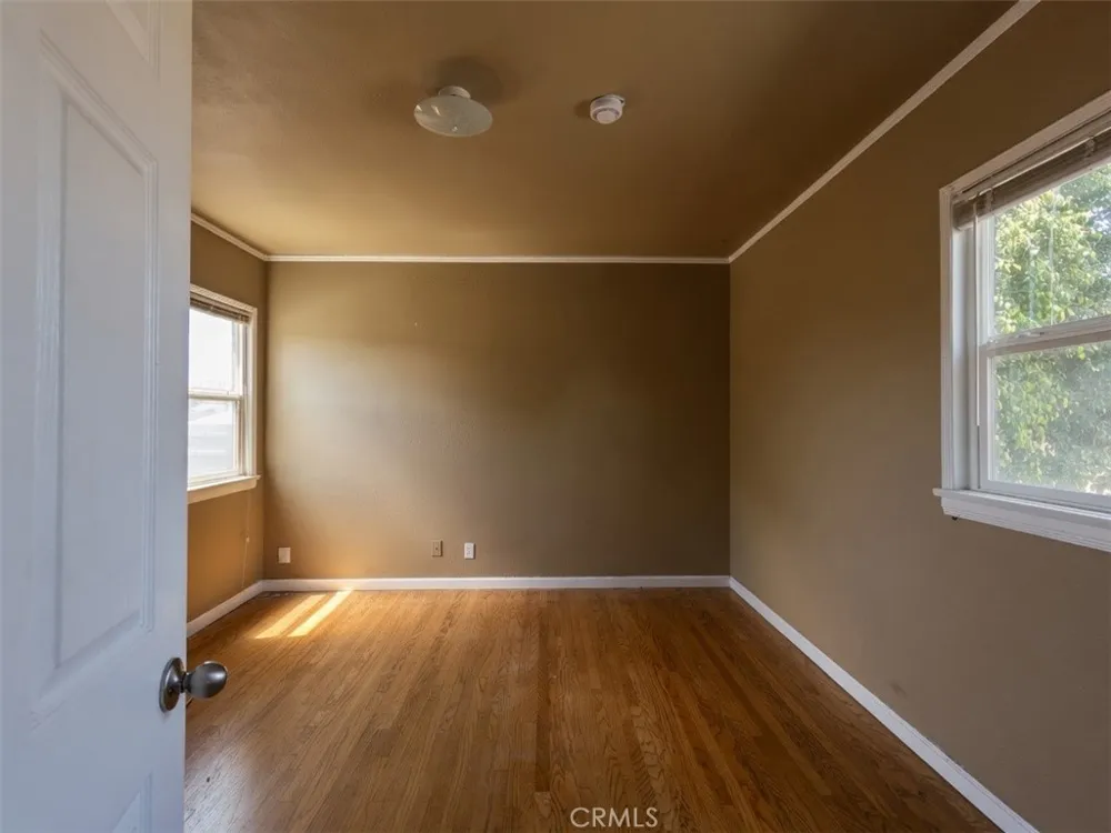 3907 Edgehill Drive Leimert Park, CA 90008