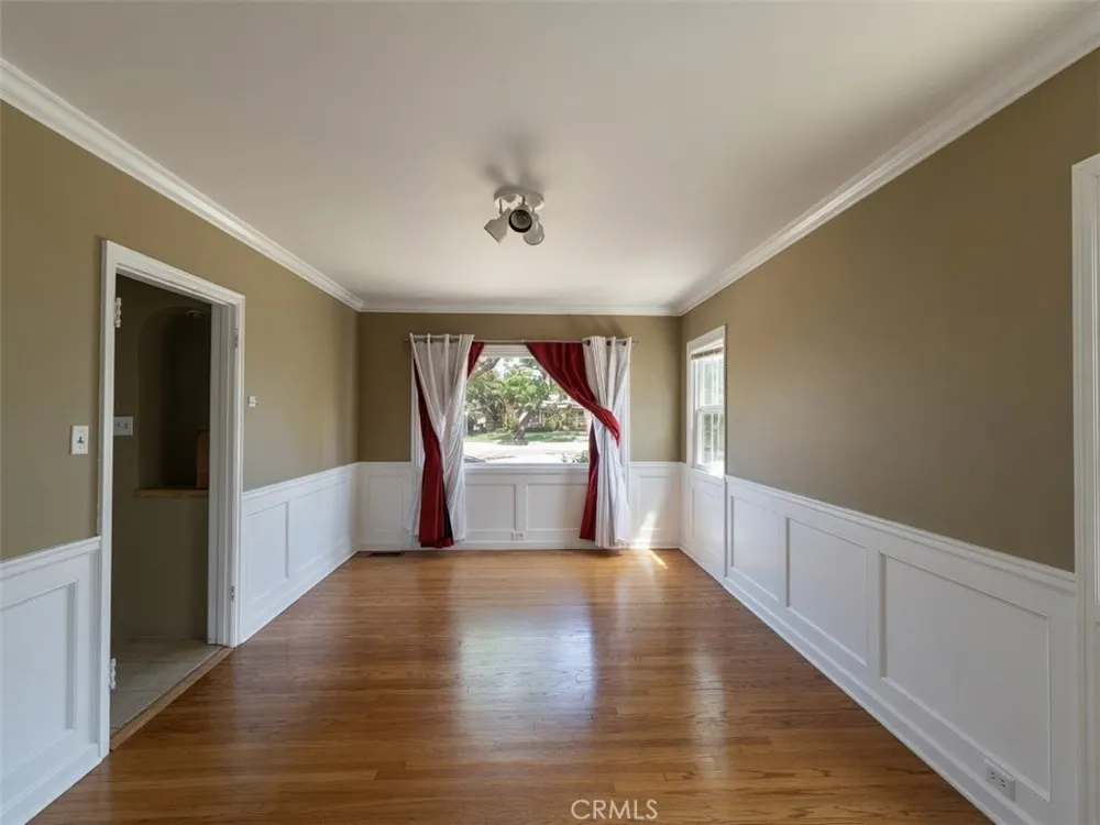 3907 Edgehill Drive Leimert Park, CA 90008